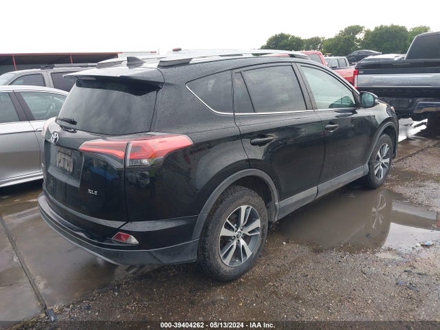 Toyota Rav4 Xle 2018 2T3WFREV1JW475039 Image 4