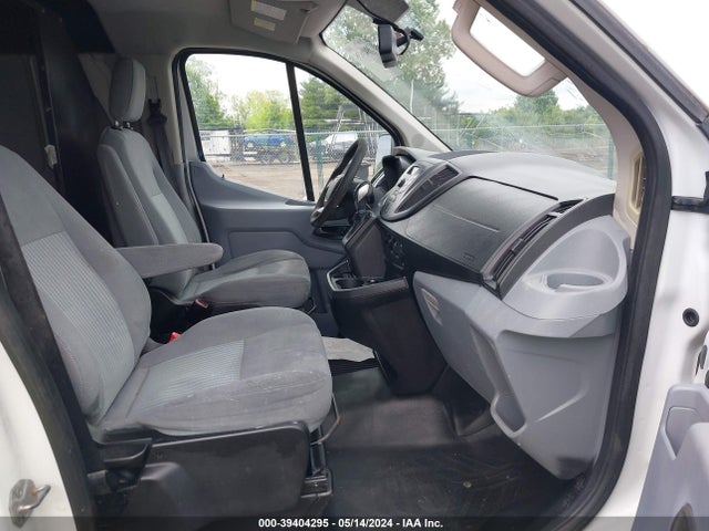 Ford Transit-150 2015 1FTNE1YM9FKA32351 Image 5