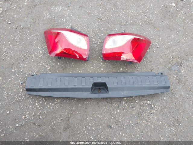 Chevrolet EQUINOX LT 2018 2GNAXJEV4J6271945 Image 12