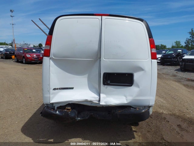 Chevrolet Express 2500 Work Van 2017 1GCWGAFF9H1163047 Image 16