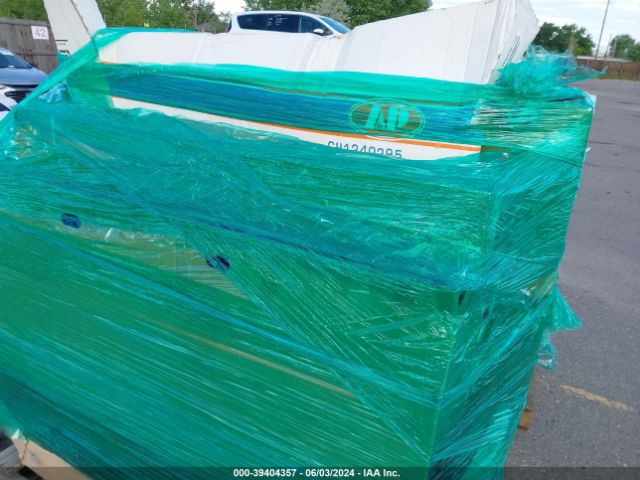 3C6UR5HJ4NG398373 RAM 2500 Tradesman  4x4 8' Box