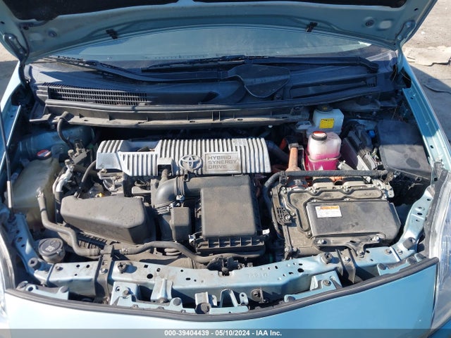 Toyota Prius Two 2015 JTDKN3DU6F1980233 Image 10