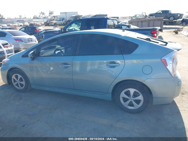 Toyota Prius Two 2015 JTDKN3DU6F1980233 Image 15