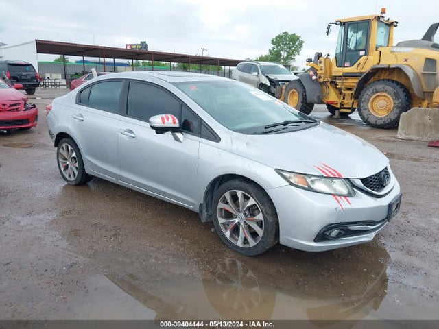 2014 19XFB2F90EE010872 main image