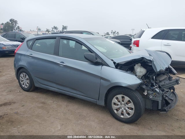 Hyundai ACCENT SE 2017 KMHCT5AE2HU354727 Image 1