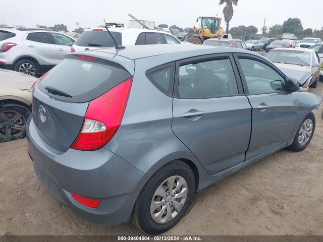Hyundai ACCENT SE 2017 KMHCT5AE2HU354727 Image 4