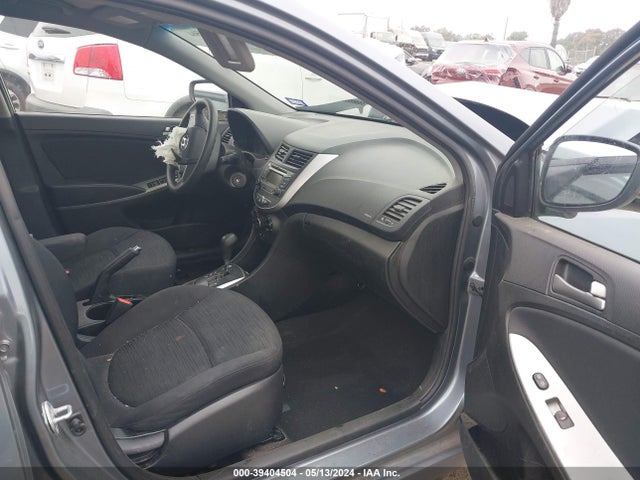 Hyundai ACCENT SE 2017 KMHCT5AE2HU354727 Image 5