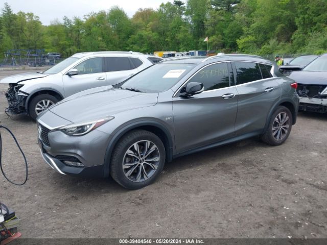 SJKCH5CR4HA015956 Infiniti Qx30 Premium