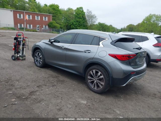 SJKCH5CR4HA015956 Infiniti Qx30 Premium