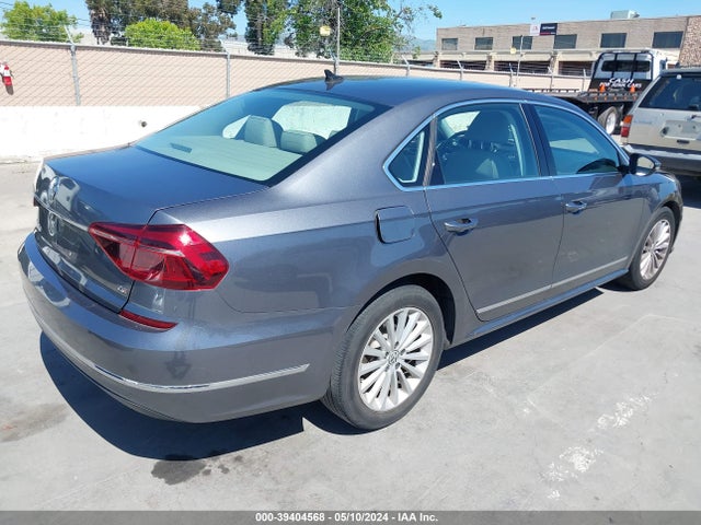 Volkswagen Passat 1.8t Se 2017 1VWBT7A32HC072102 Image 4