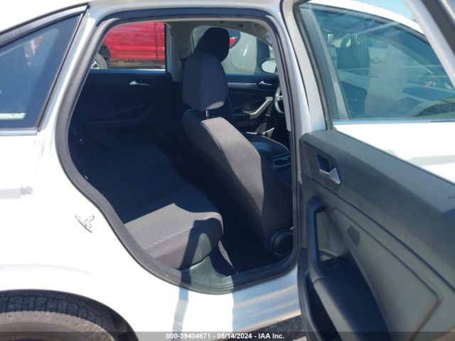 3VWN57BU1LM033670 Volkswagen Jetta 1.4t R-line/1.4t S