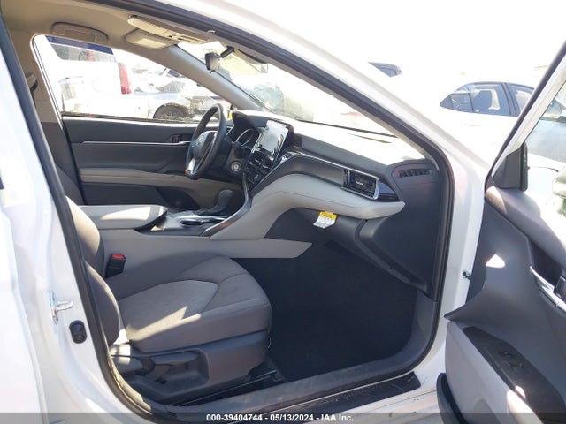 Toyota CAMRY LE 2024 4T1C11AK1RU900021 Image 5