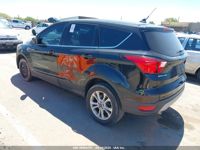 Ford ESCAPE SE 2019 1FMCU0GD2KUA20929 Image 3