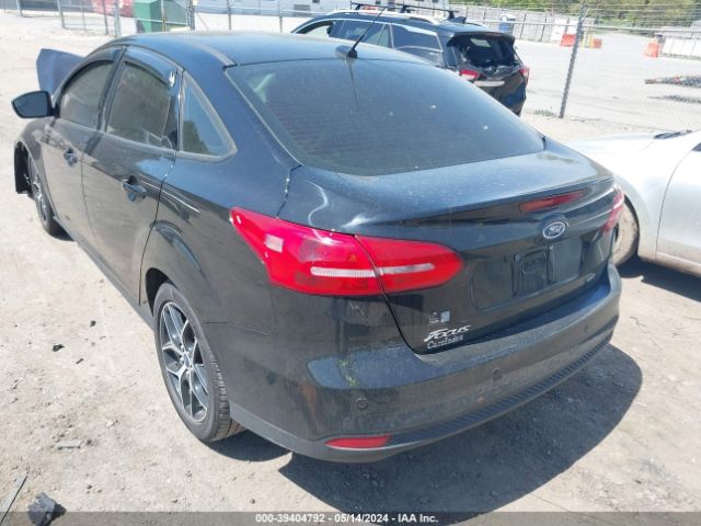 1FADP3H2XJL228310 Ford FOCUS SEL