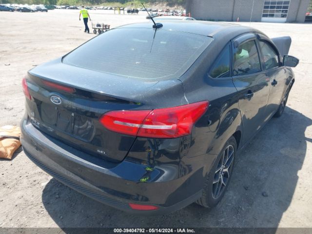 1FADP3H2XJL228310 Ford FOCUS SEL