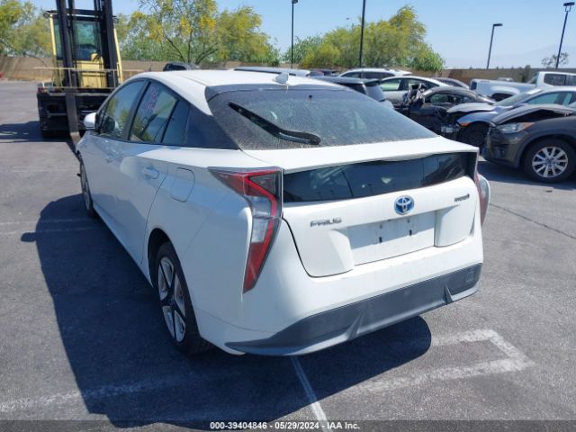 JTDKARFU0H3038052 Toyota Prius Three Touring