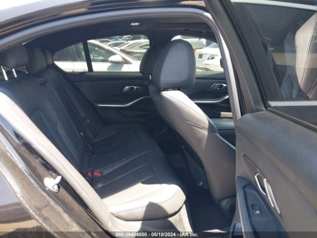 WBA5R1C54KAK09115 BMW 330I