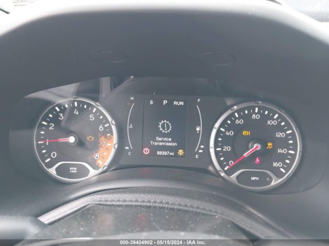 ZACCJBBB5JPJ02018 Jeep Renegade Latitude