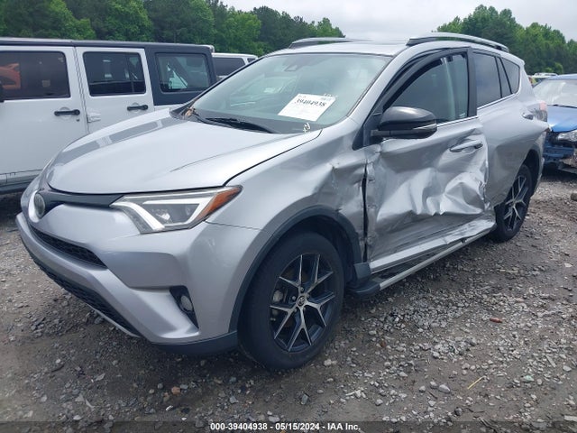 Toyota RAV4 SE 2017 2T3NFREV8HW348651 Image 2