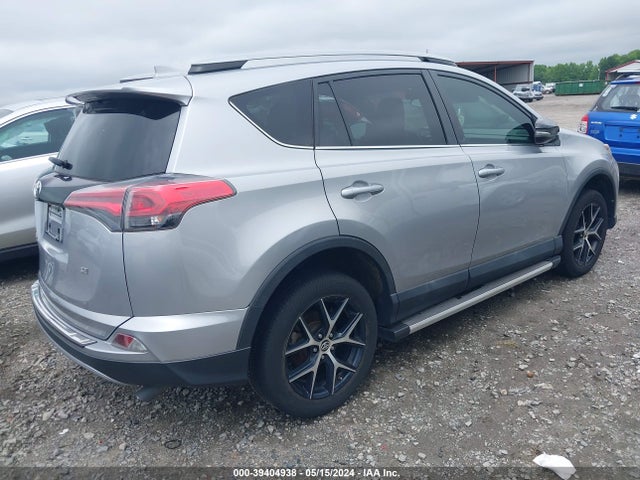 Toyota RAV4 SE 2017 2T3NFREV8HW348651 Image 4