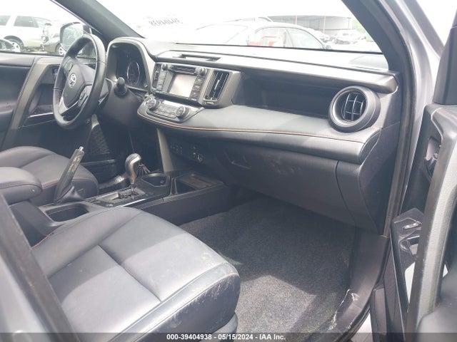 Toyota RAV4 SE 2017 2T3NFREV8HW348651 Image 5