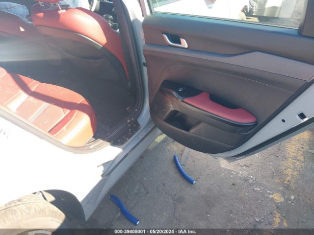 5XXG64J29NG114105 KIA K5 Gt-line