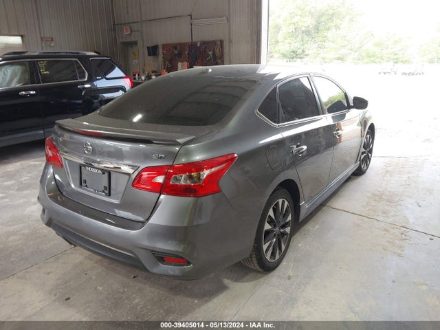 Nissan SENTRA SR 2018 3N1AB7AP9JY344181 Image 4