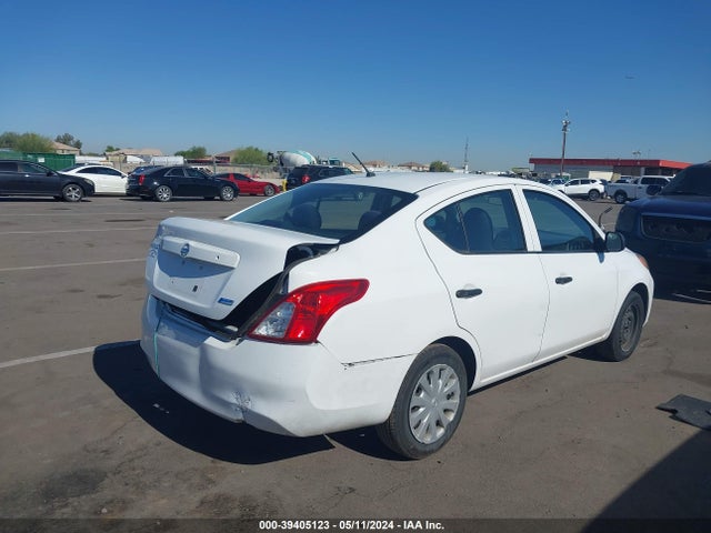 Nissan Versa 1.6 S 2014 3N1CN7AP5EL828402 Image 4