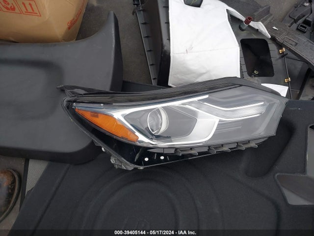 Chevrolet Equinox Premier 2018 2GNAXMEV8J6324342 Image 20