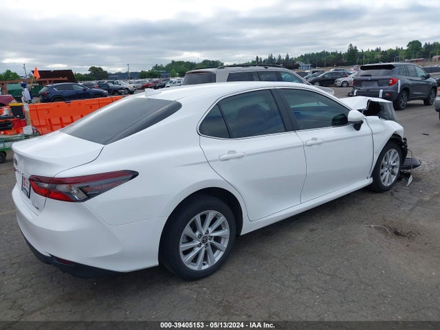 Toyota CAMRY LE 2022 4T1C11AK4NU638893 Image 4