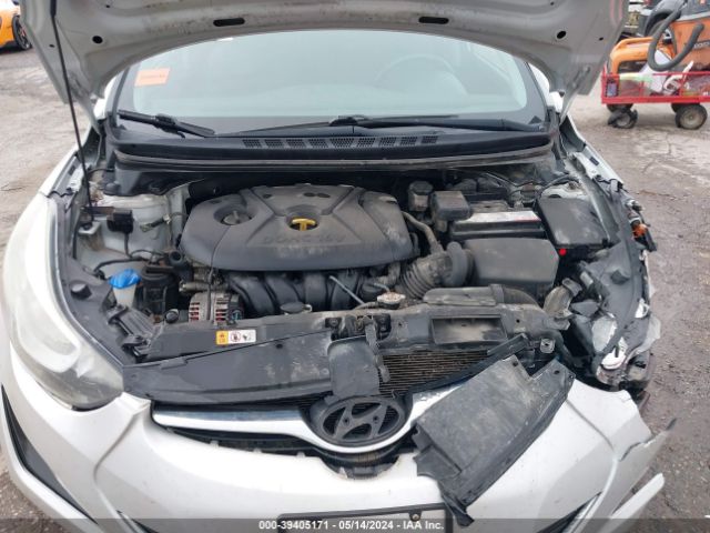 5NPDH4AE3FH633678 Hyundai ELANTRA SE