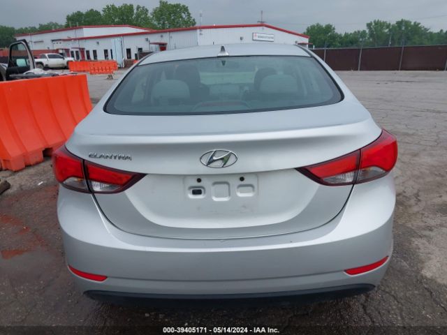 5NPDH4AE3FH633678 Hyundai ELANTRA SE