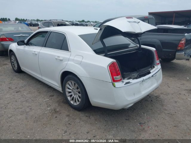 2014 CHRYSLER 300 2C3CCAAG9EH136057 Photo 2