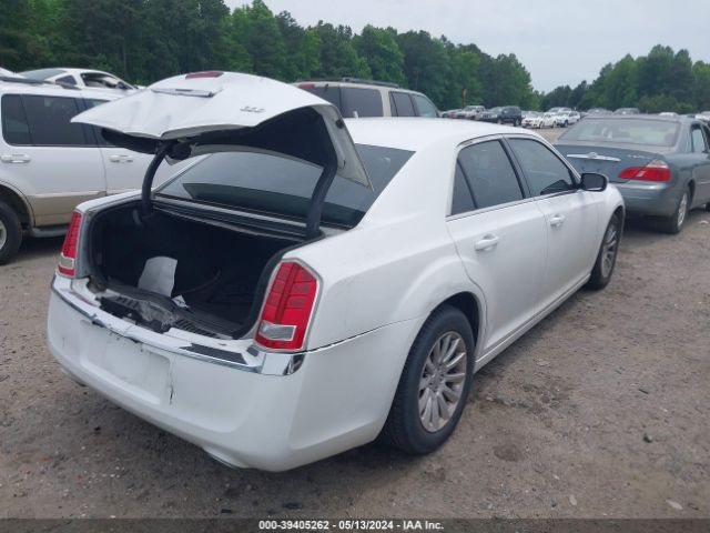 2014 CHRYSLER 300 2C3CCAAG9EH136057 Photo 3