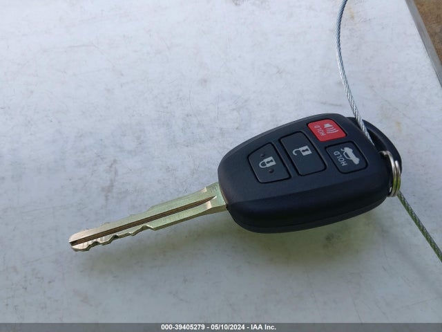Toyota COROLLA LE 2017 5YFBURHE0HP711488 Image 11