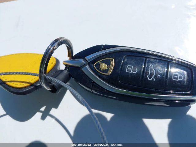 ZPBUA1ZL0NLA19129 Lamborghini Urus Graphite Capsule/pearl Capsule