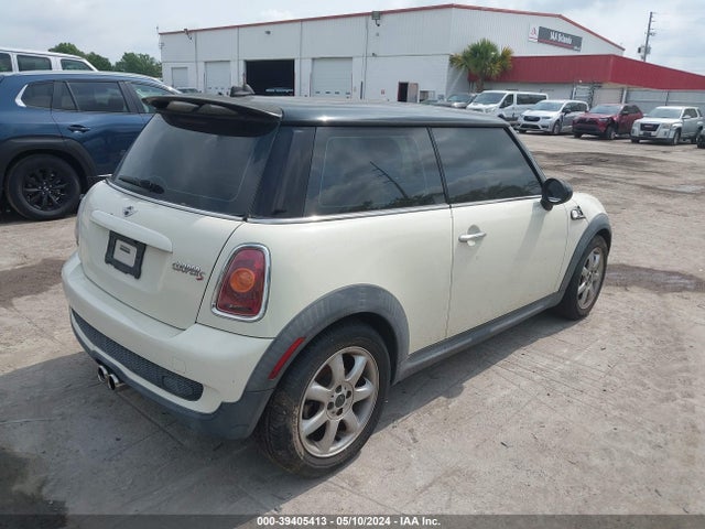 2007 MINI COOPER S WMWMF73577TL91122 Photo 3