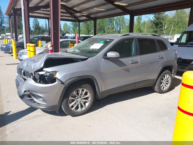 1C4PJLCB5KD370026 Jeep Cherokee Latitude Fwd
