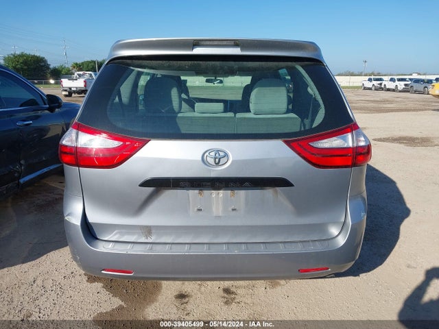 Toyota Sienna L 7 Passenger 2017 5TDZZ3DC9HS821027 Image 16