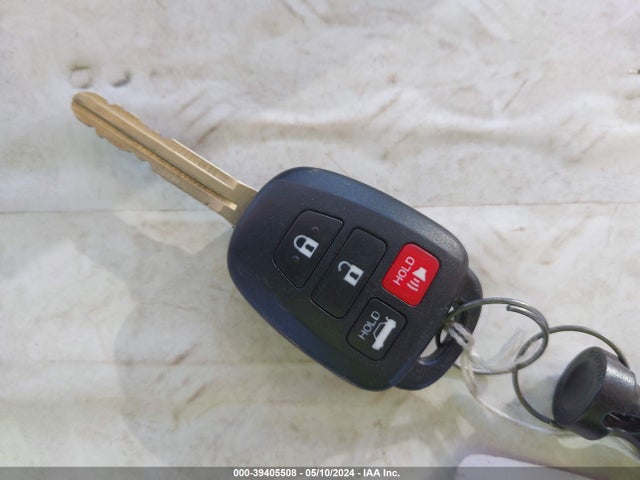 Toyota COROLLA LE 2017 2T1BURHE3HC924614 Image 11