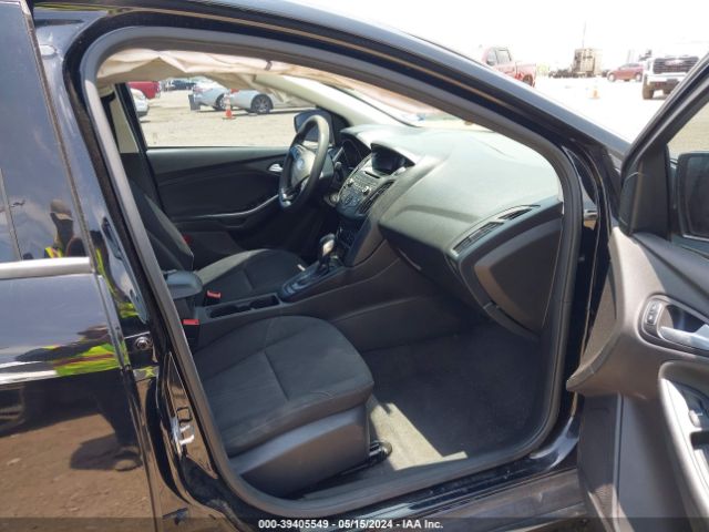 1FADP3F23HL219316 Ford FOCUS SE