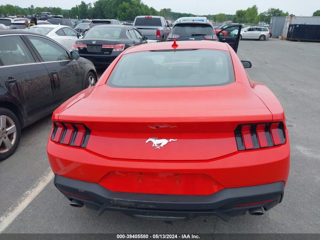 Ford Mustang Ecoboost Fastback 2024 1FA6P8TH2R5108051 Image 16