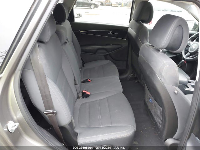 KIA Sorento 3.3l Lx 2016 5XYPGDA5XGG132103 Image 8
