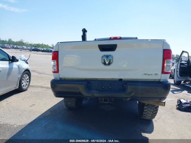 3C6UR5HL1KG671377 RAM 2500 Tradesman  4x4 8' Box