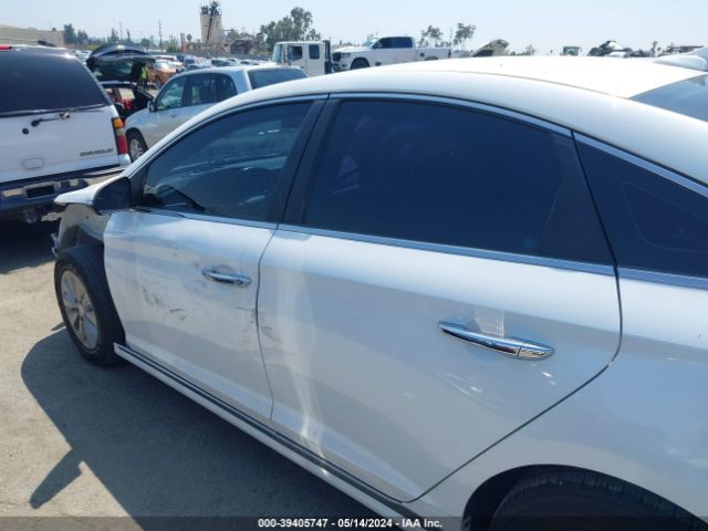 KMHE24L3XHA061208 Hyundai Sonata Hybrid Se