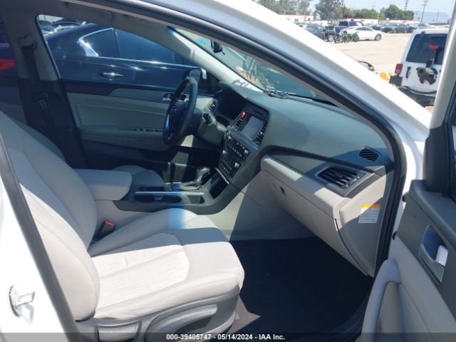 KMHE24L3XHA061208 Hyundai Sonata Hybrid Se