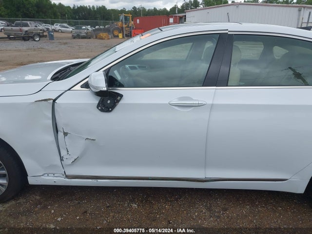 Genesis G80 3.8 2017 KMHGN4JEXHU205231 Image 15