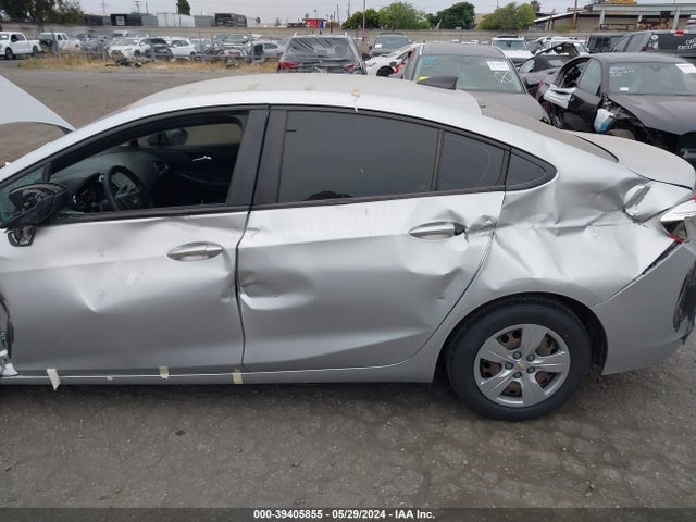 Chevrolet Cruze Ls Auto 2017 1G1BC5SM7H7262509 Image 6