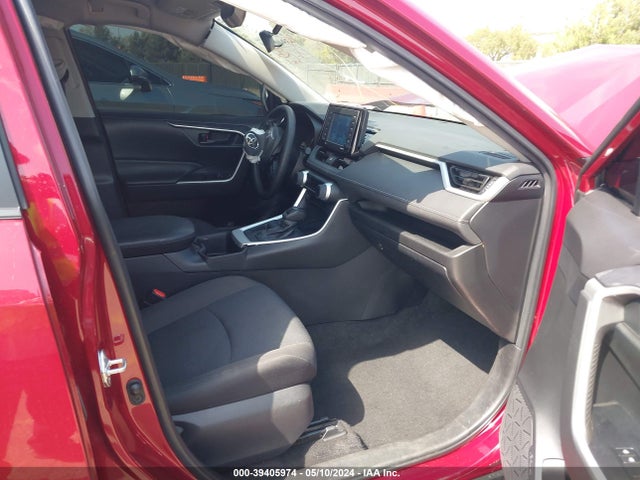 Toyota RAV4 LE 2022 2T3H1RFV4NW211437 Image 5