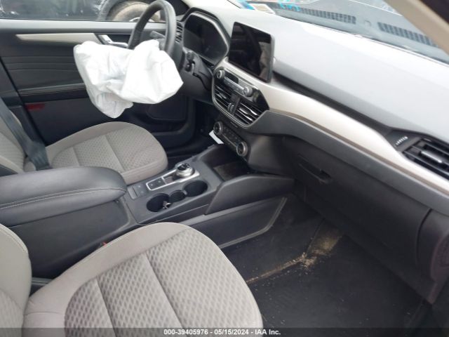 1FMCU0G63MUA49473 Ford ESCAPE SE